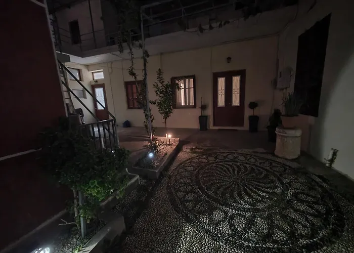 Yiannis Sokaki House Hébergement de vacances *